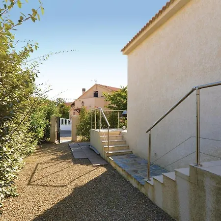 Holiday home In With Kitchenette Cervione